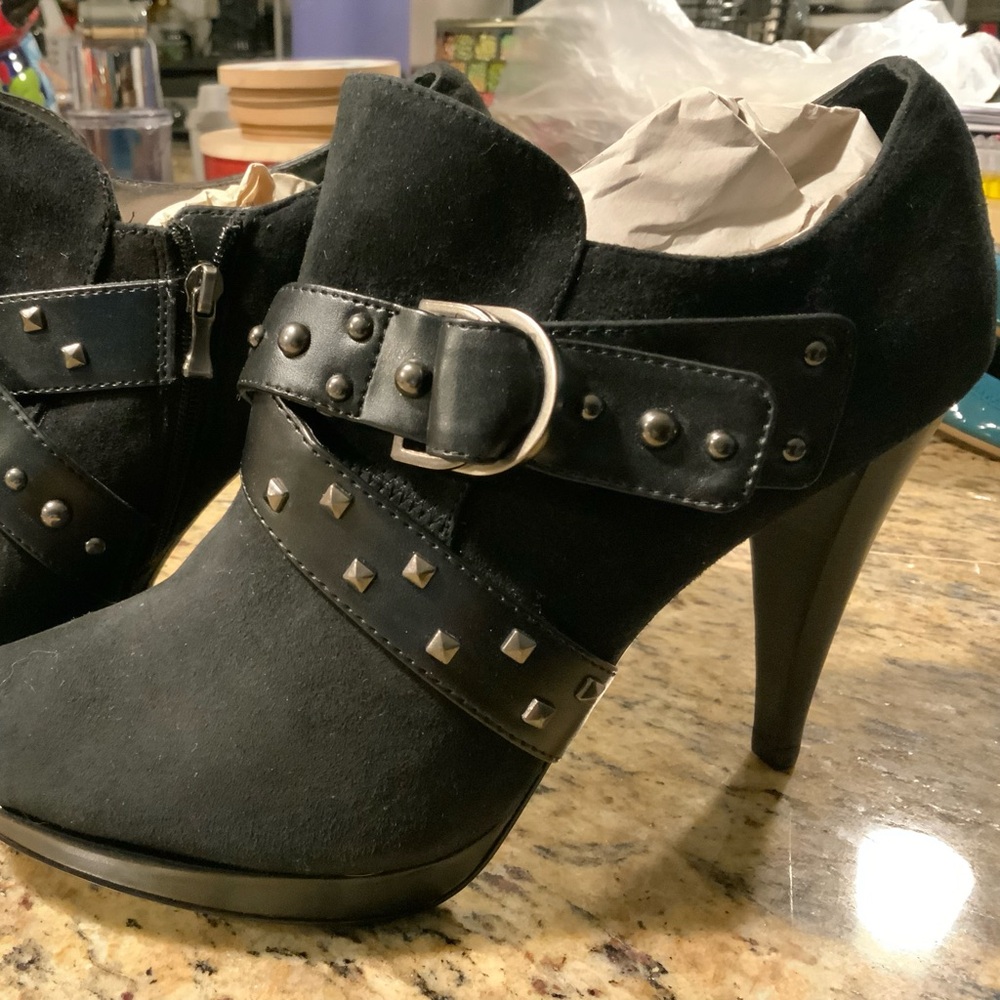 New Maxstudio Black Suede Leather High Heel Ankle Boot 8.5M